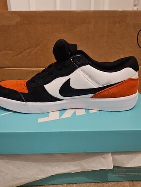 Nike Men’s SB Force 58 Sneakers - Black White Orange